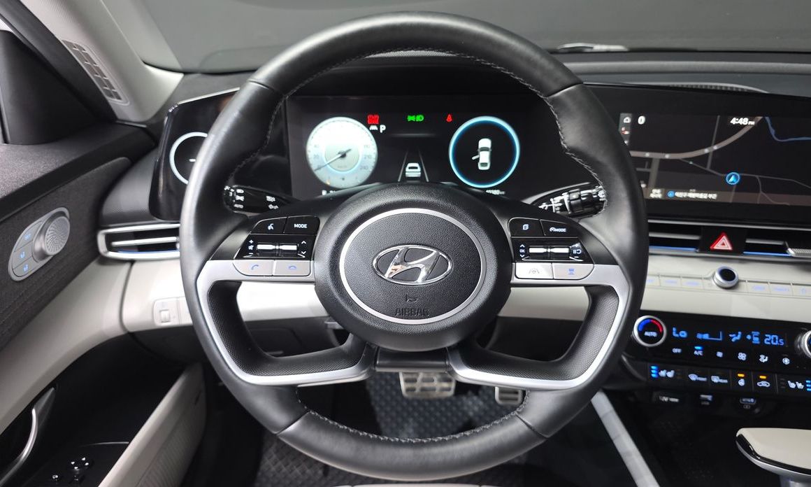 Hyundai AVANTE 2021