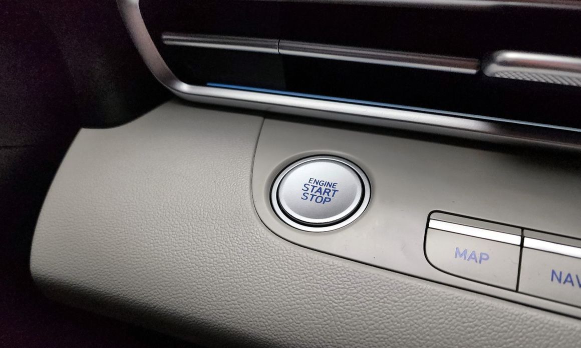 Hyundai AVANTE 2021