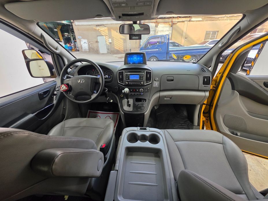 Hyundai Starex 2019