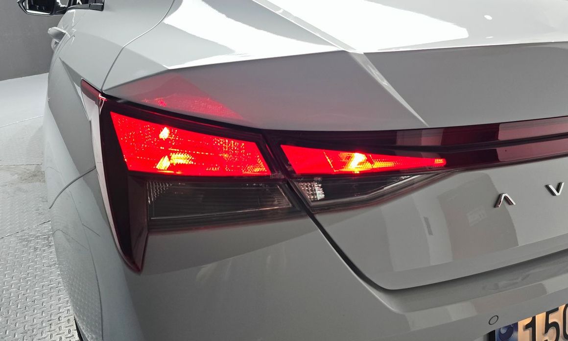 Hyundai AVANTE 2023