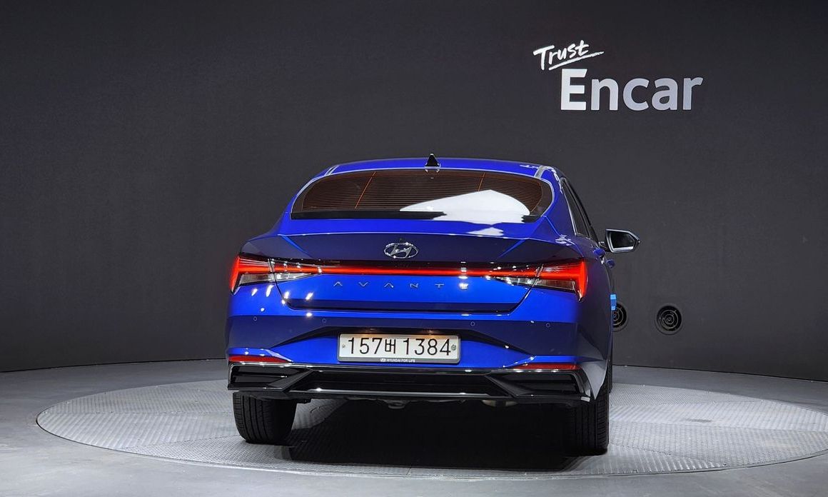 Hyundai AVANTE 2021