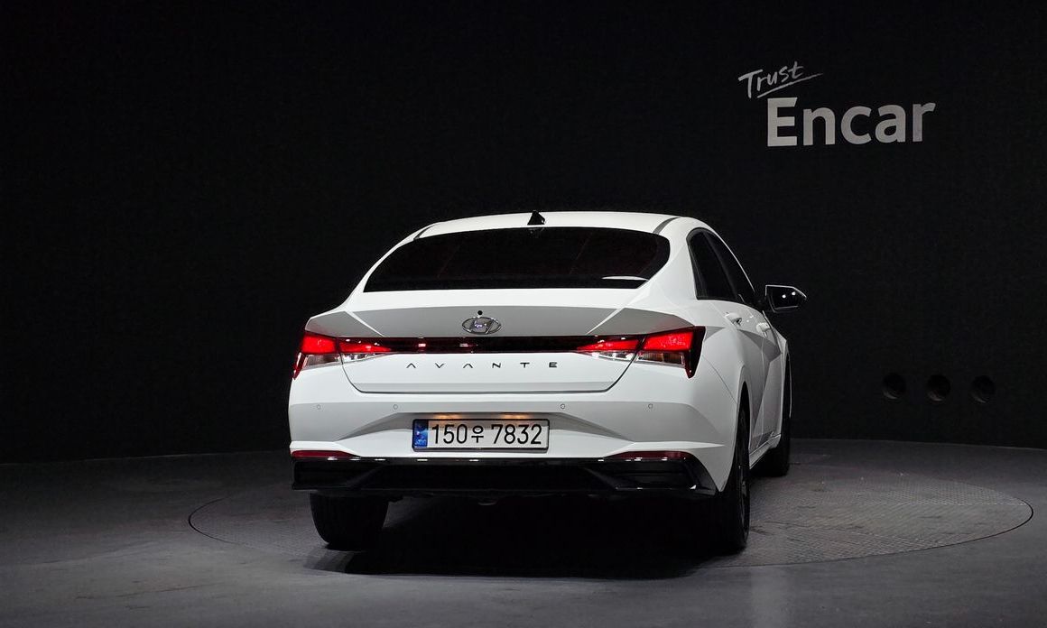 Hyundai AVANTE 2023