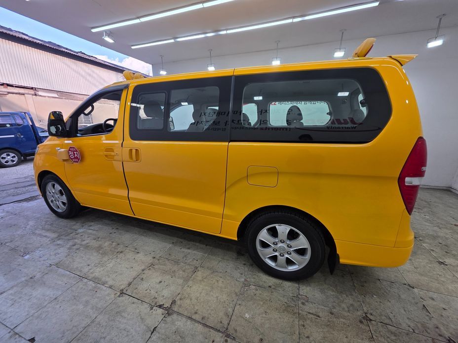 Hyundai Starex 2019
