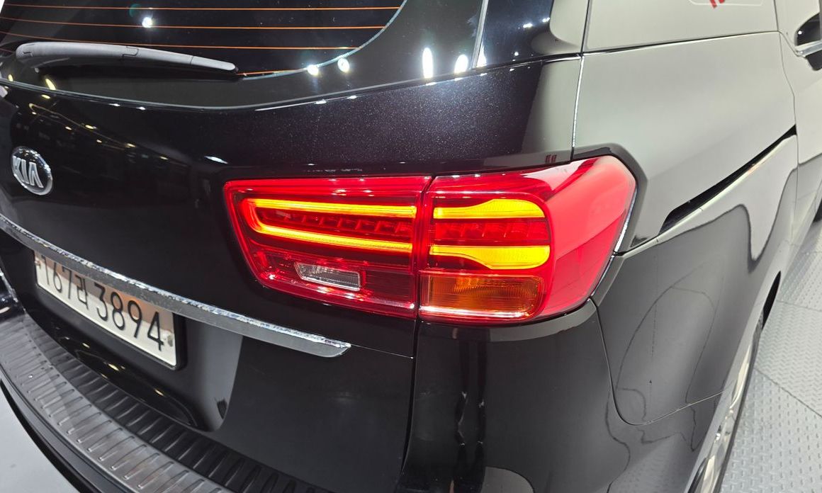Kia Canival 2019