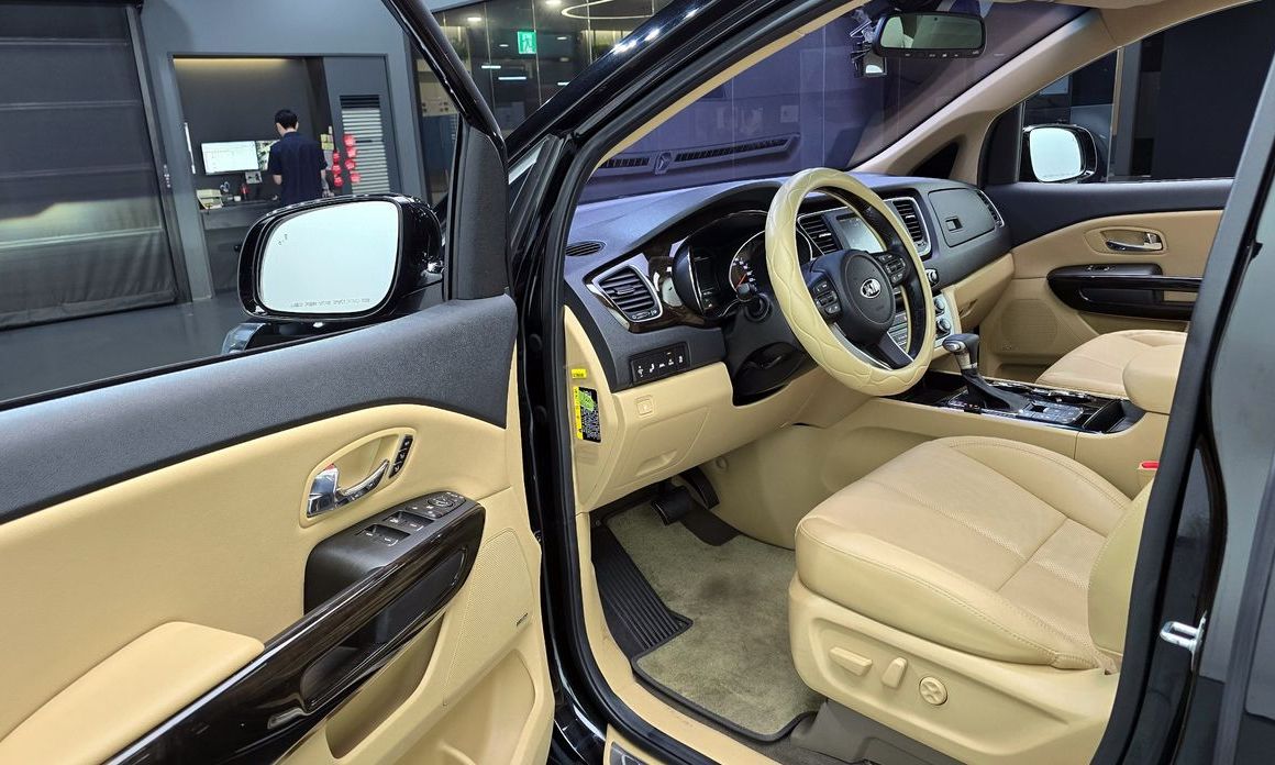Kia Canival 2019