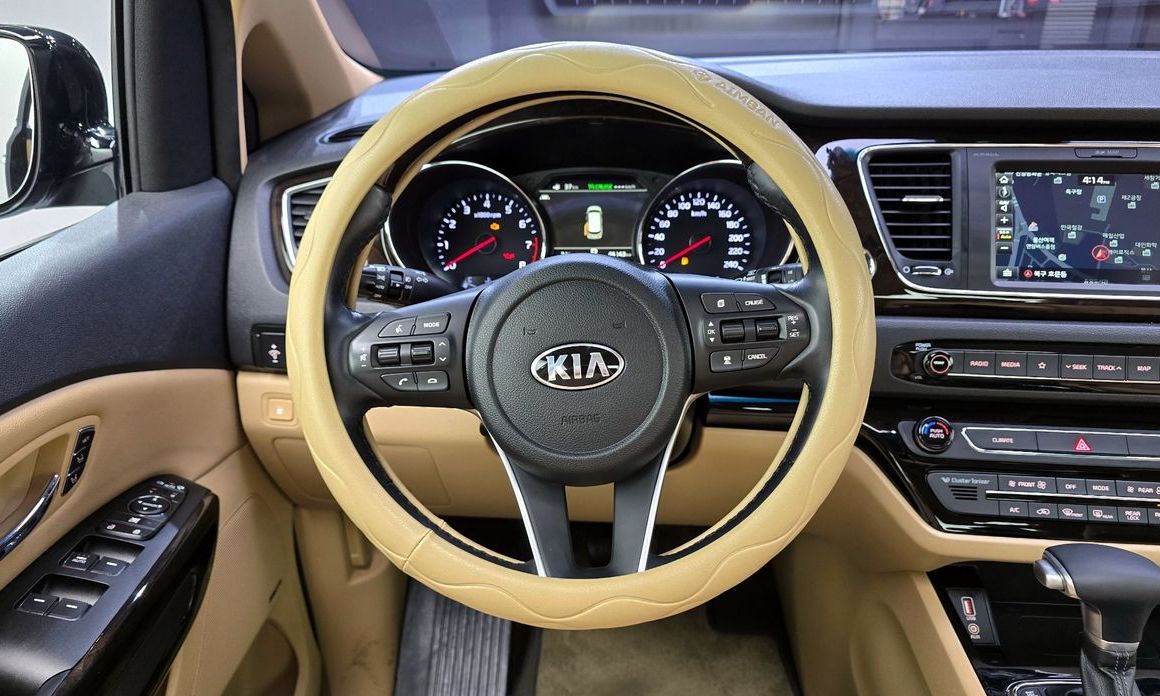 Kia Canival 2019