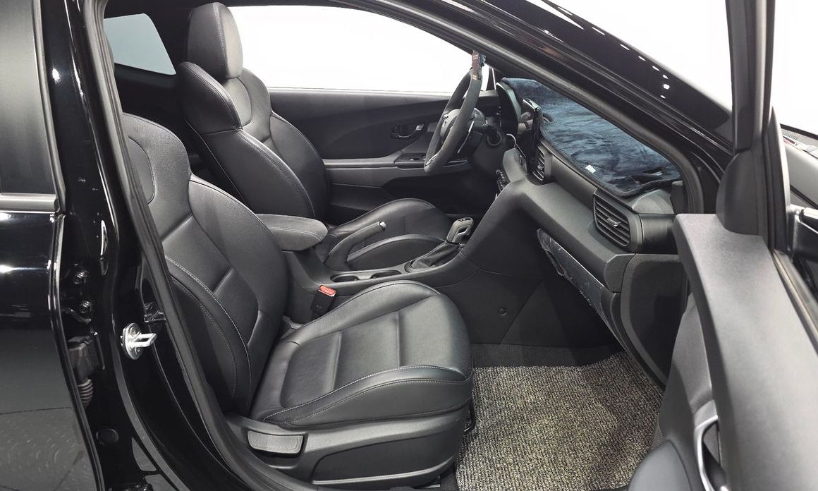 Hyundai Veloster 2021