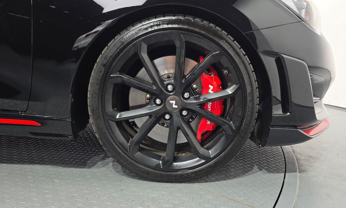 Hyundai Veloster 2021
