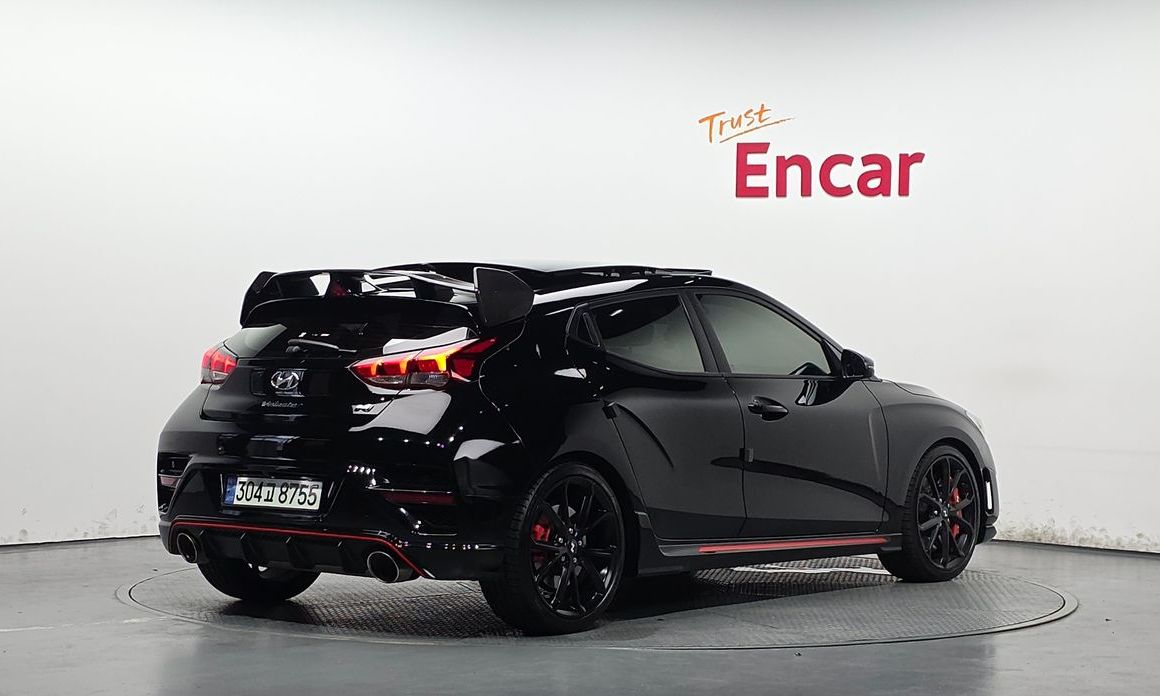 Hyundai Veloster 2021