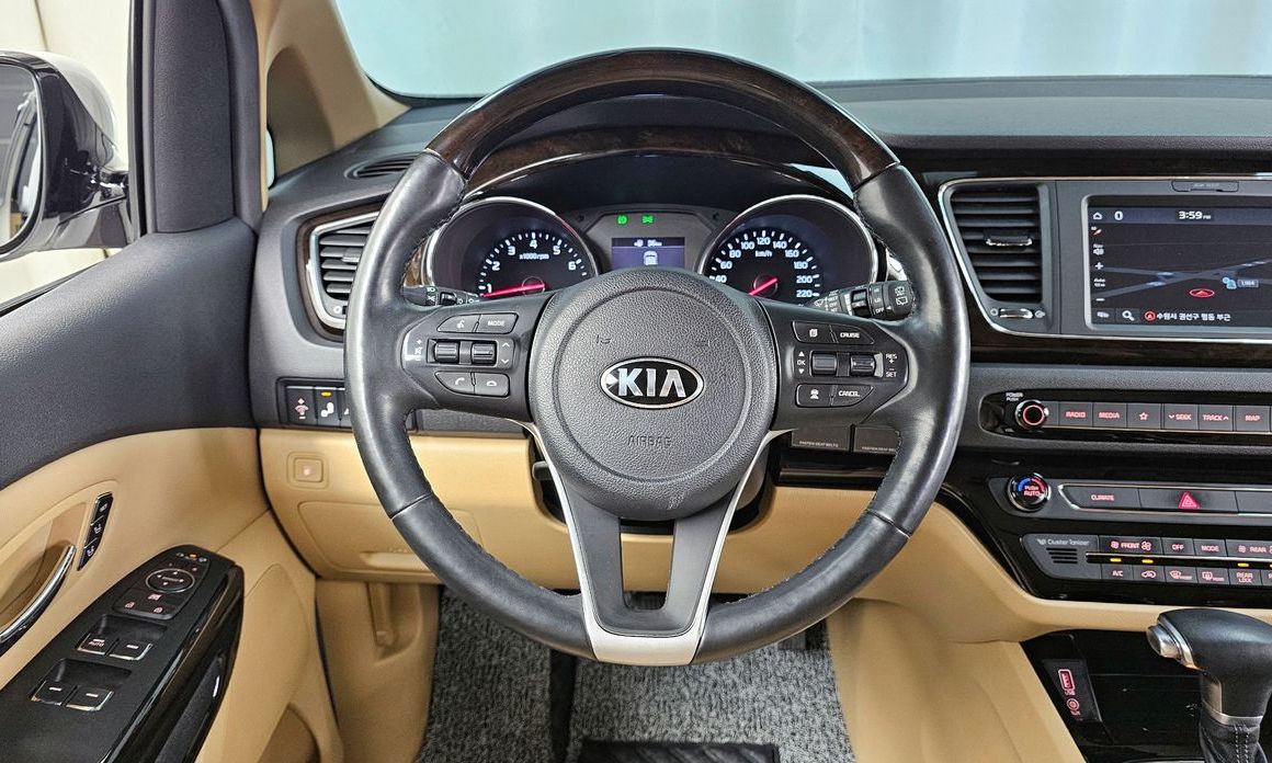 Kia Canival 2019
