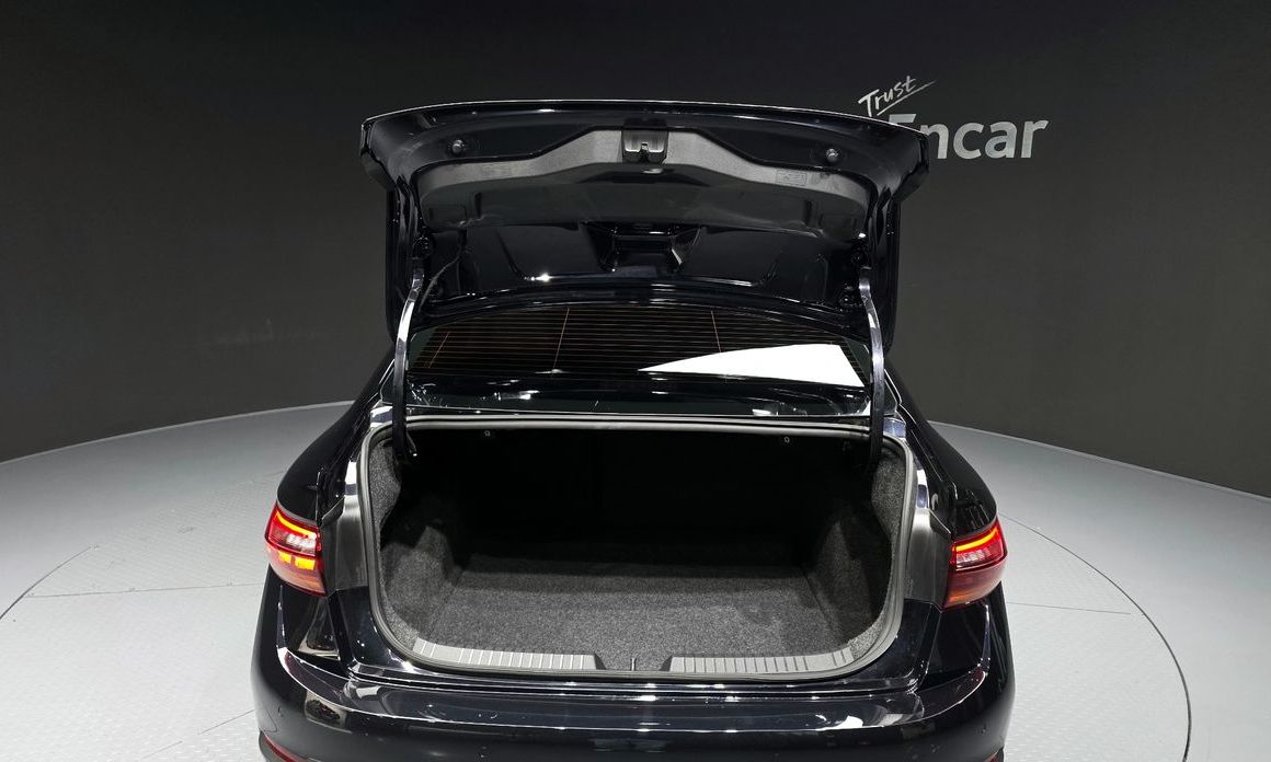 Volkswagen Jetta 2023