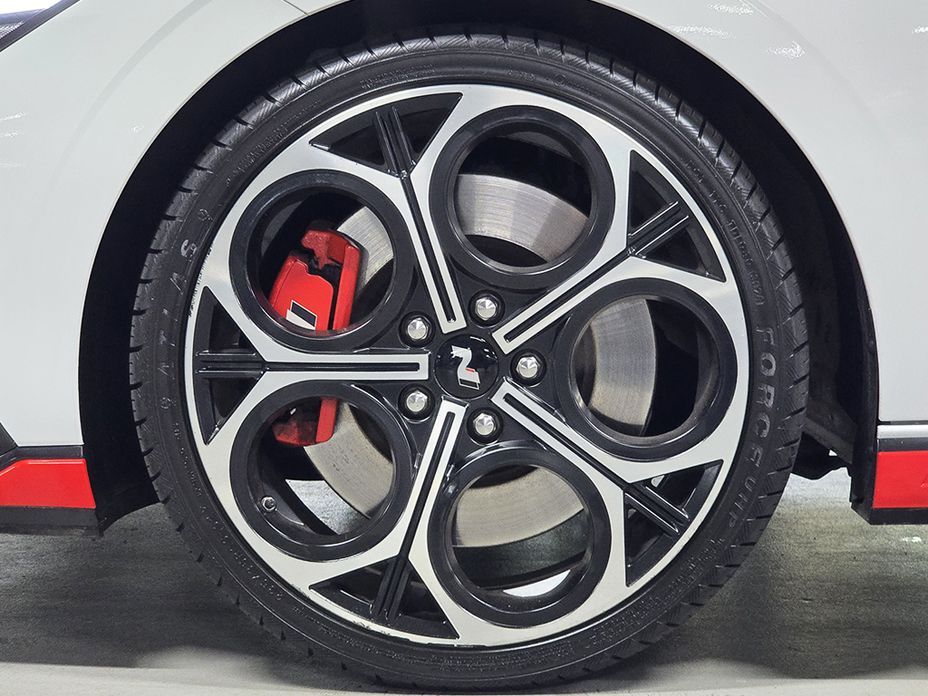 Hyundai AVANTE 2024
