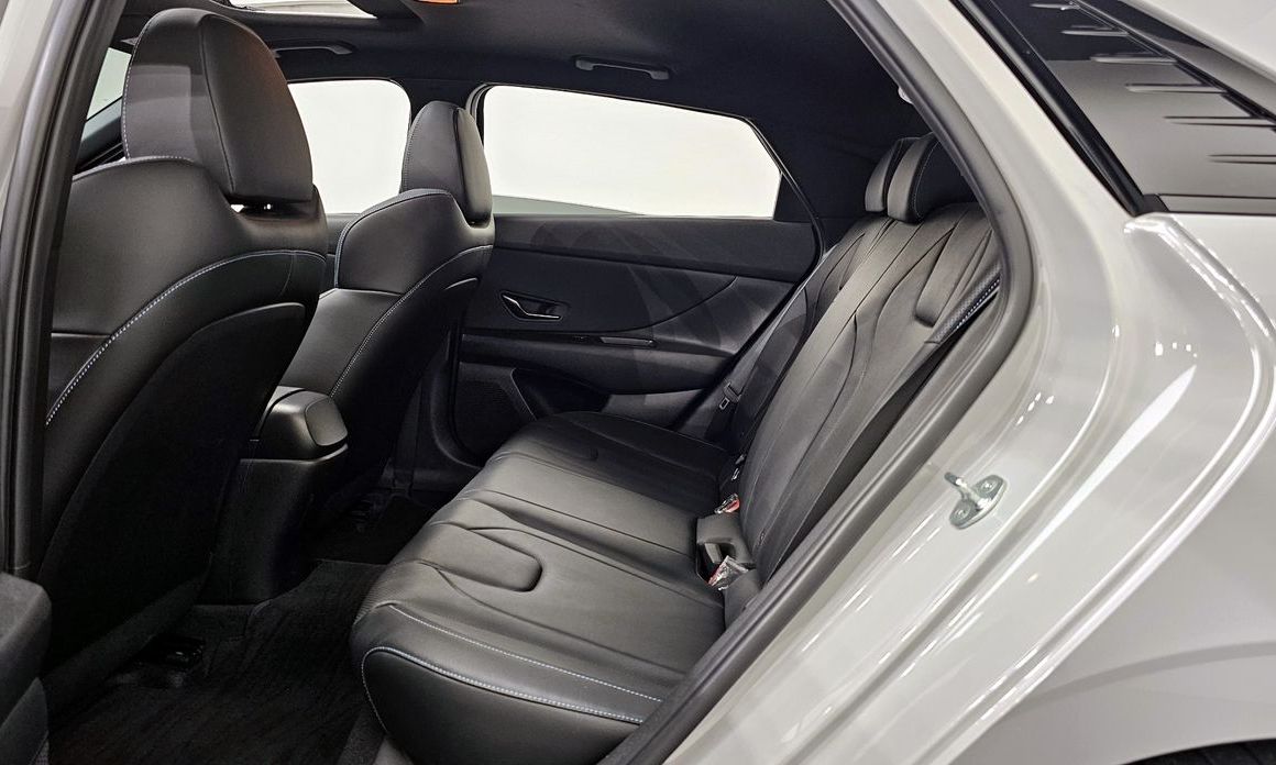 Hyundai AVANTE 2022
