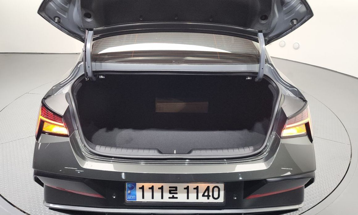 Hyundai AVANTE 2025