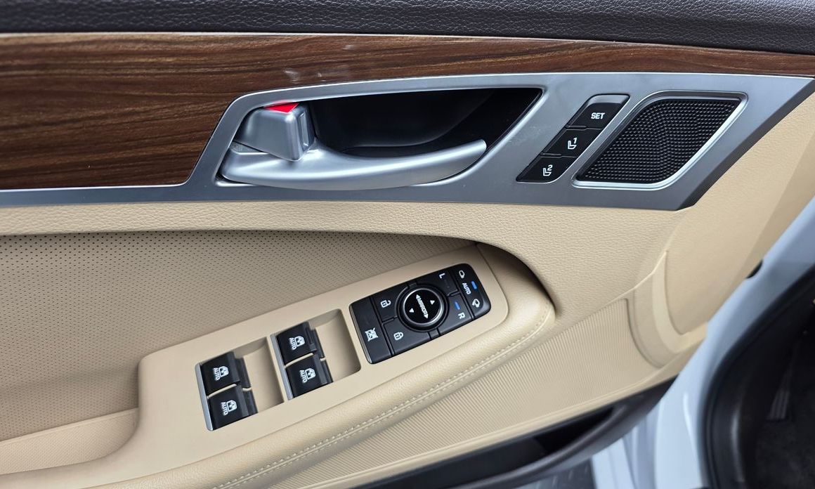 Genesis G80 2018