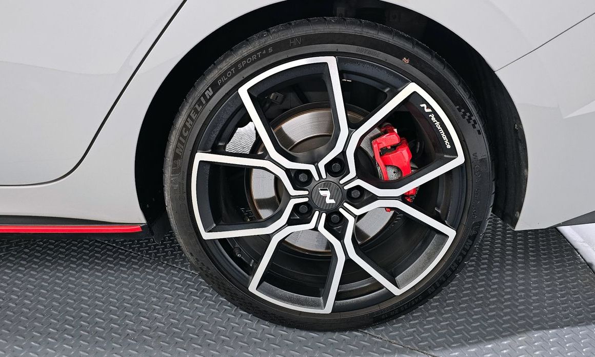 Hyundai AVANTE 2022