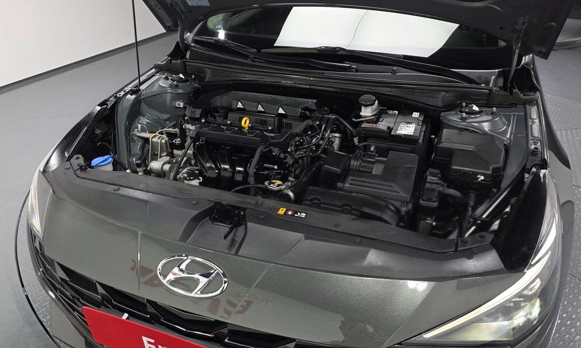Hyundai AVANTE 2022