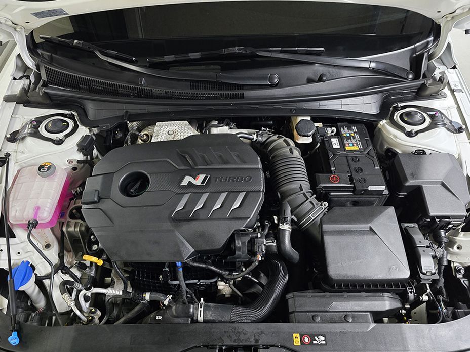 Hyundai AVANTE 2024