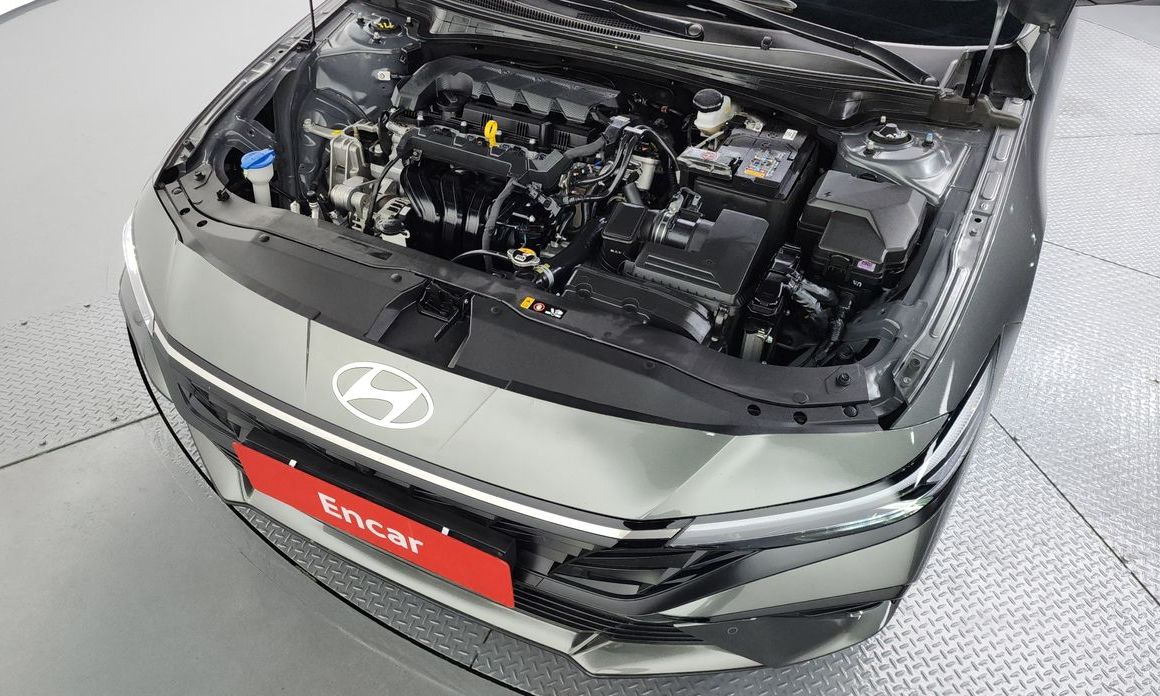 Hyundai AVANTE 2025