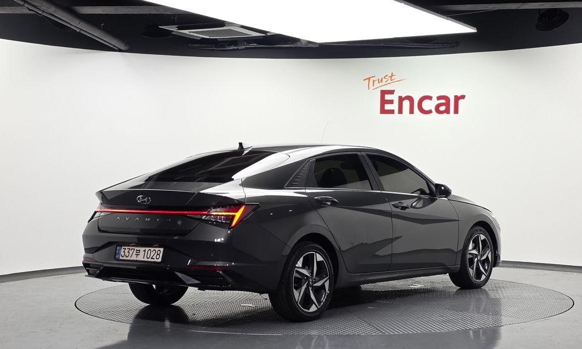 Hyundai AVANTE 2022