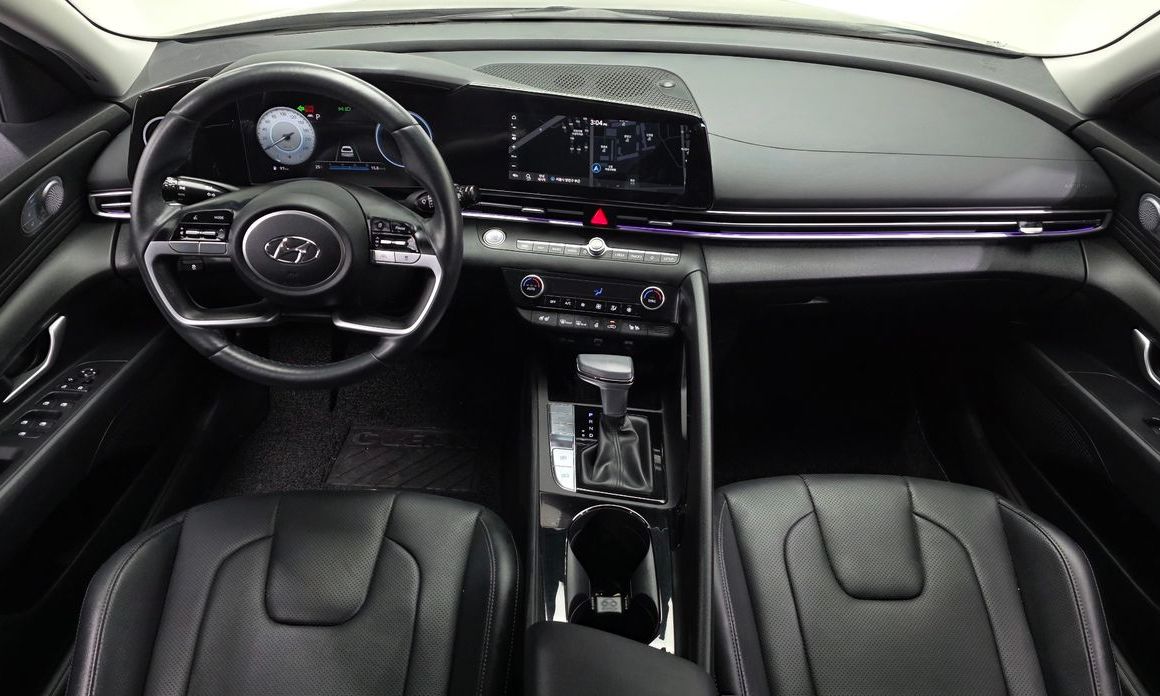 Hyundai AVANTE 2022