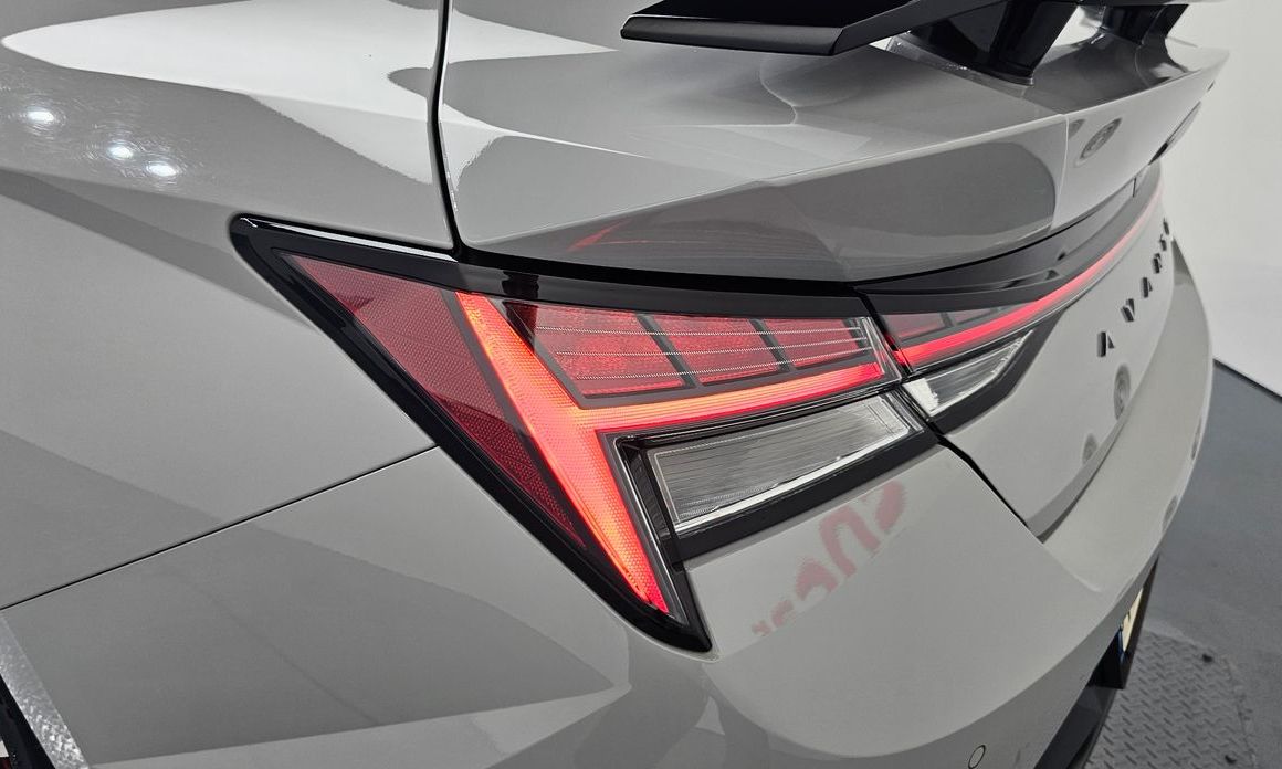 Hyundai AVANTE 2022