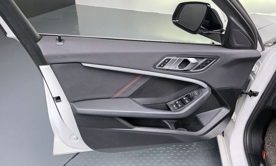 BMW 1-Series 2021