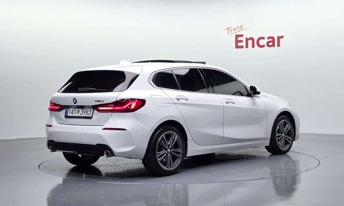 BMW 1-Series 2021