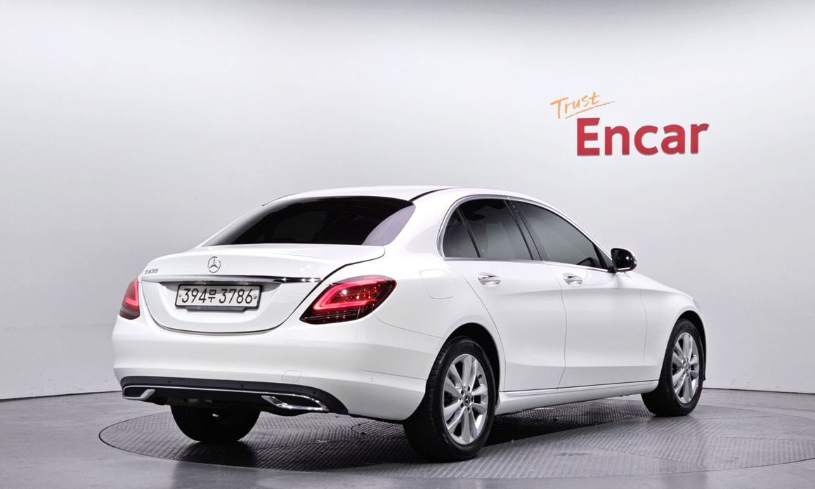 Mercedes-Benz C-Class 2020