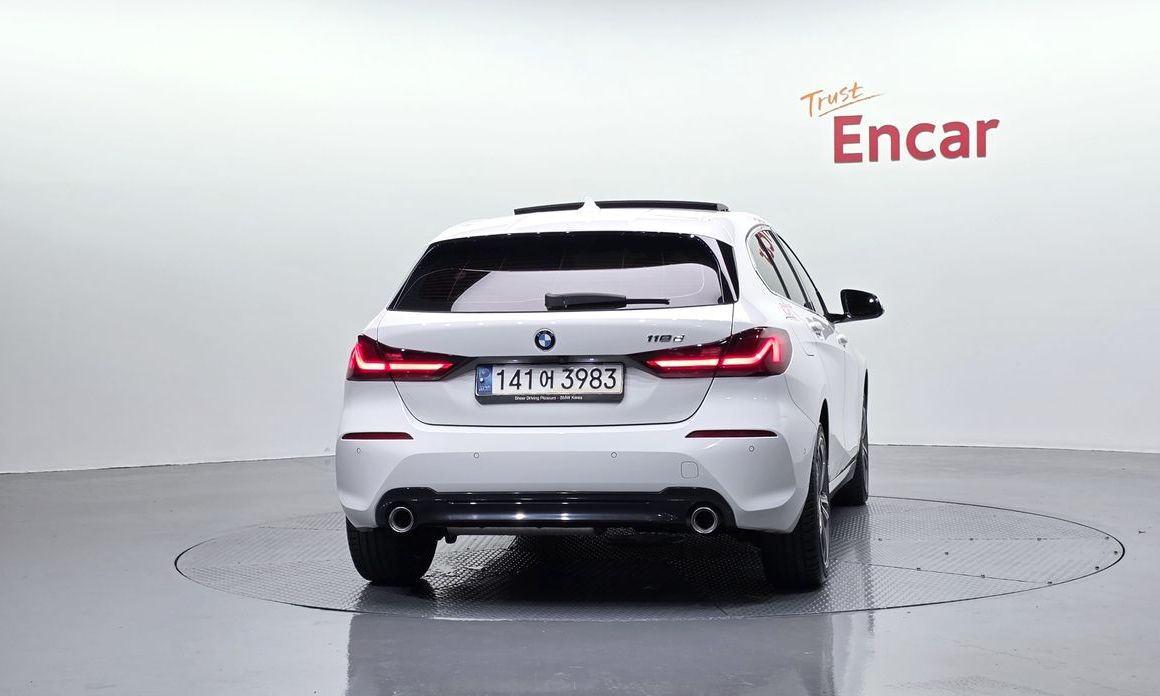 BMW 1-Series 2021