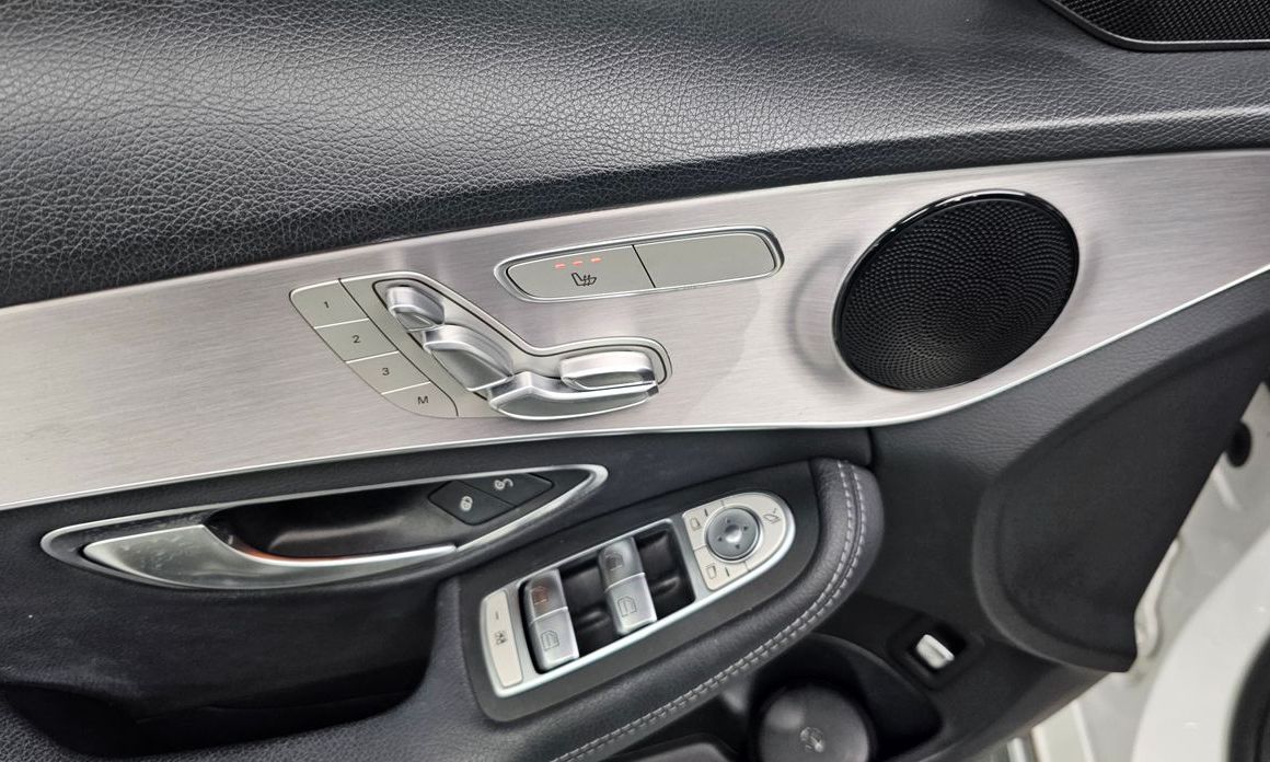 Mercedes-Benz C-Class 2020