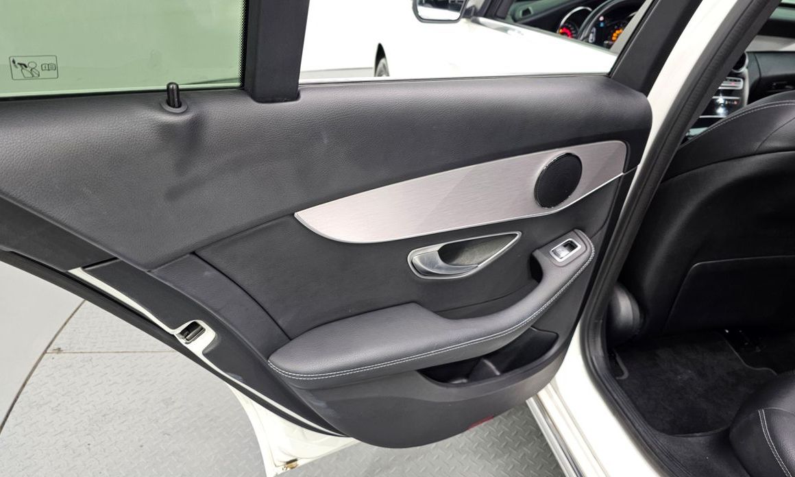 Mercedes-Benz C-Class 2020