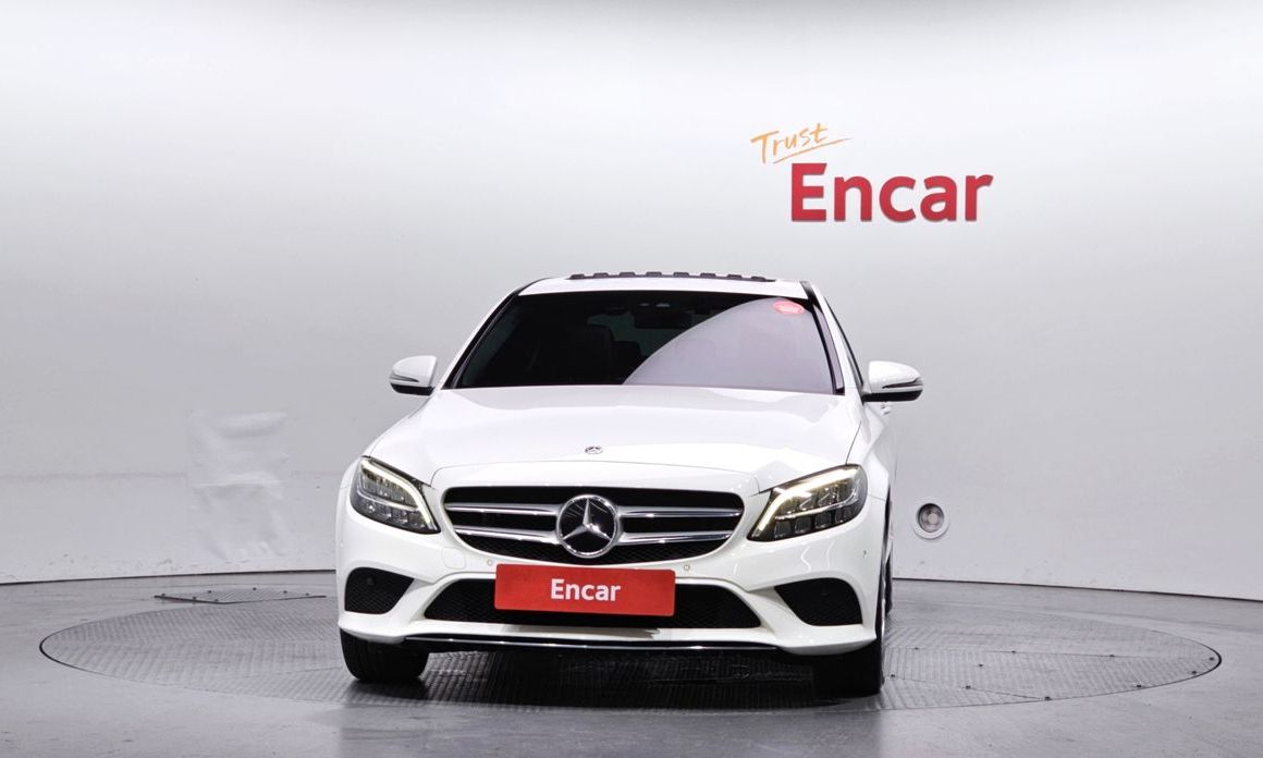 Mercedes-Benz C-Class 2020