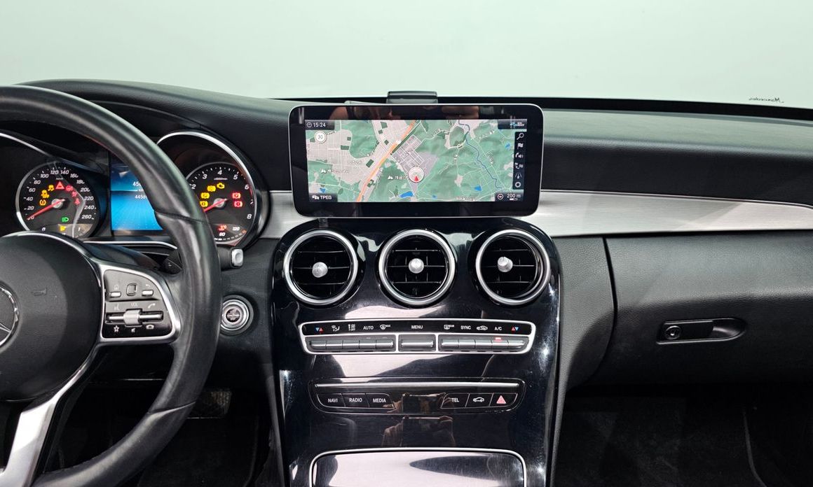 Mercedes-Benz C-Class 2020