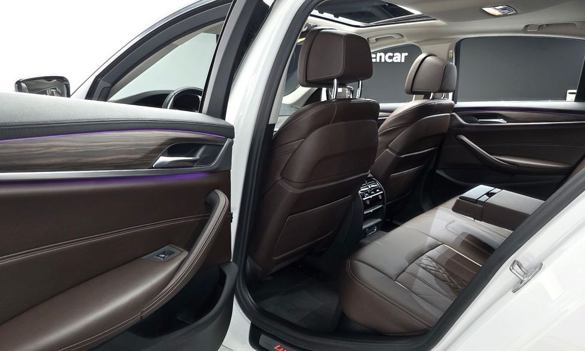 BMW 5-Series 2018