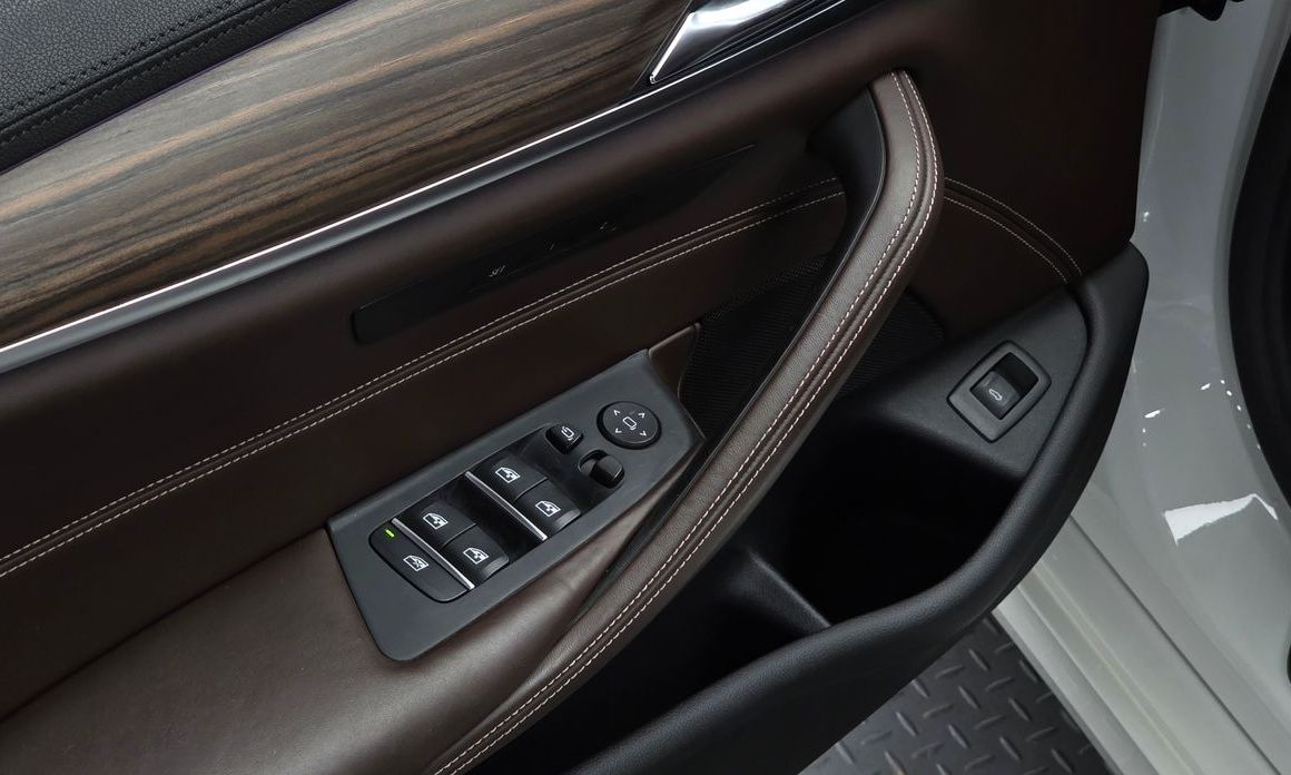BMW 5-Series 2018