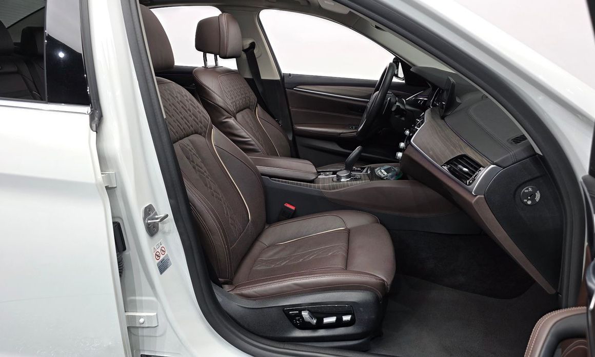 BMW 5-Series 2018