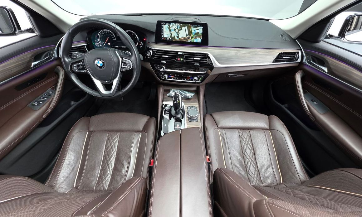 BMW 5-Series 2018