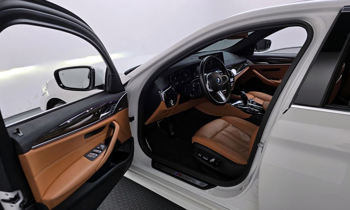 BMW 5-Series 2022