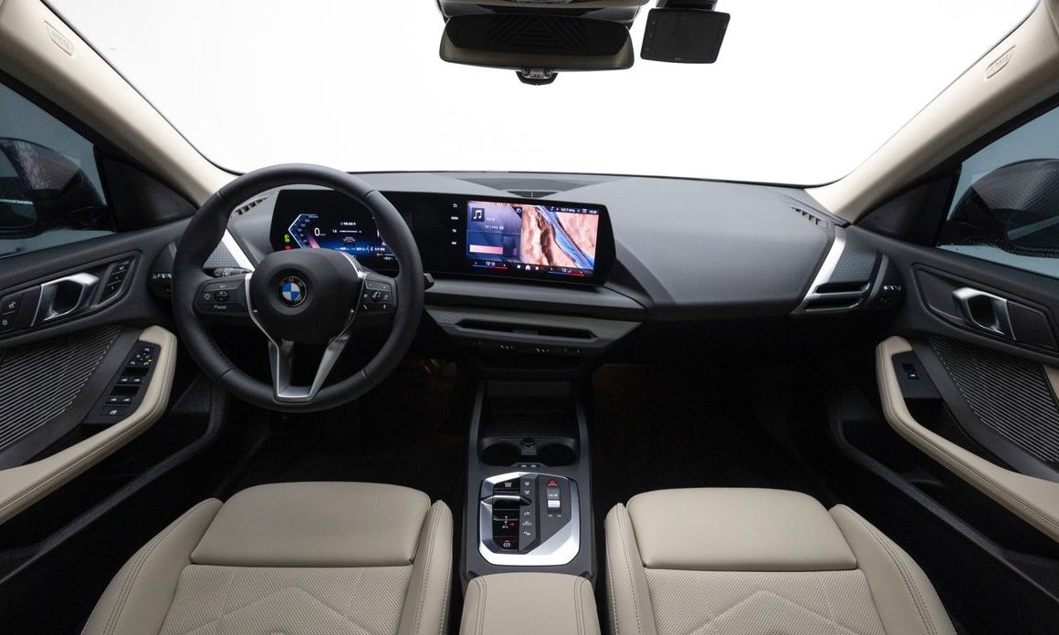 BMW 2-Series 2025