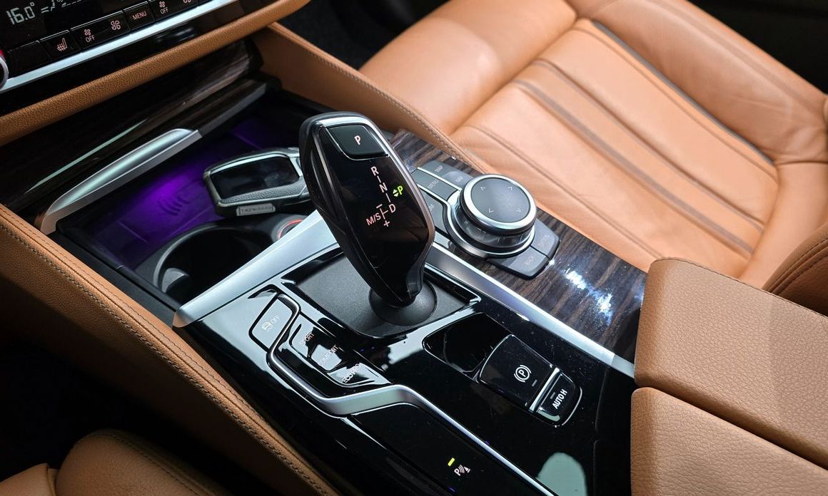 BMW 5-Series 2022