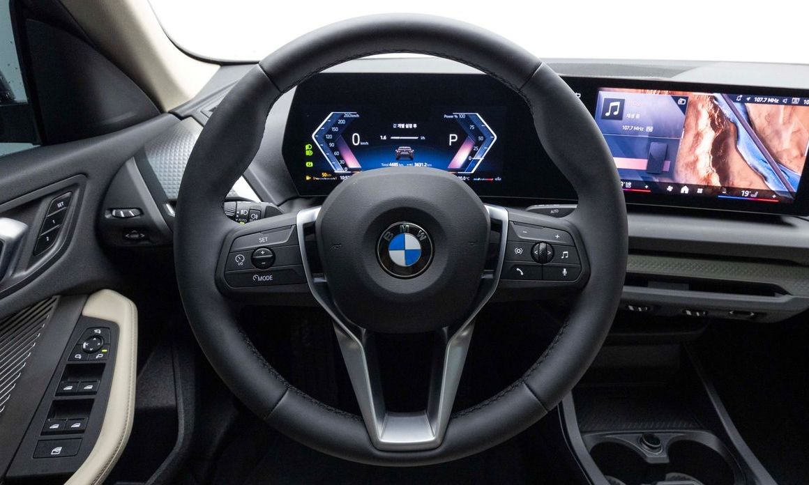 BMW 2-Series 2025