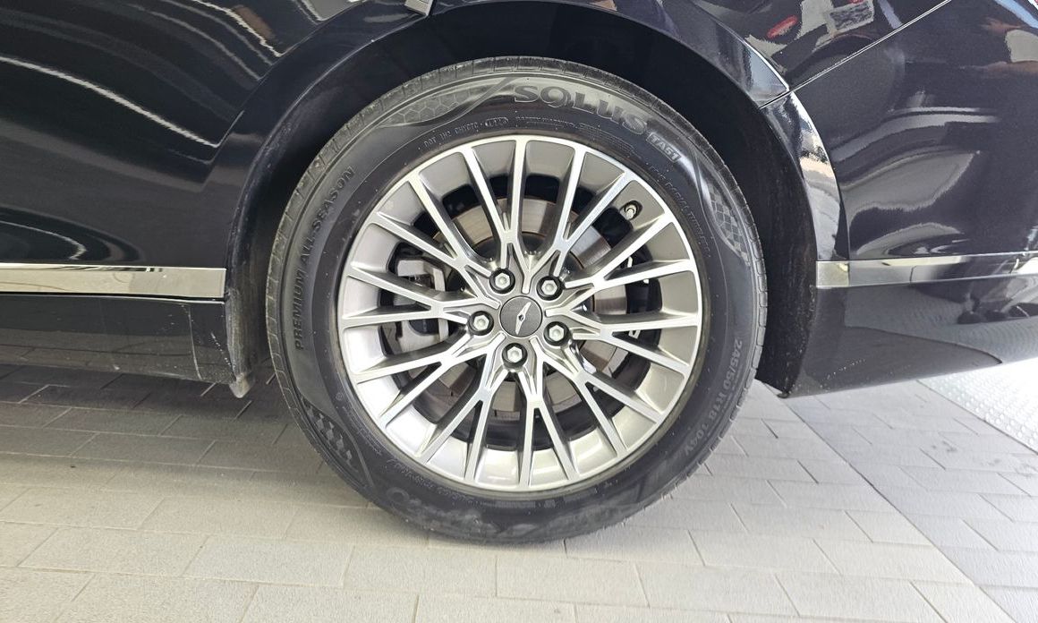 Genesis G80 2021
