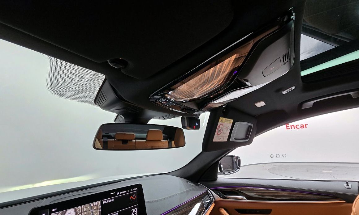BMW 5-Series 2022