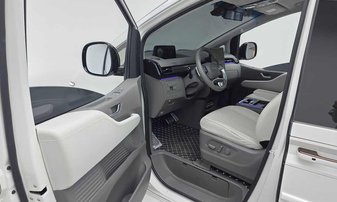Hyundai Staria 2023