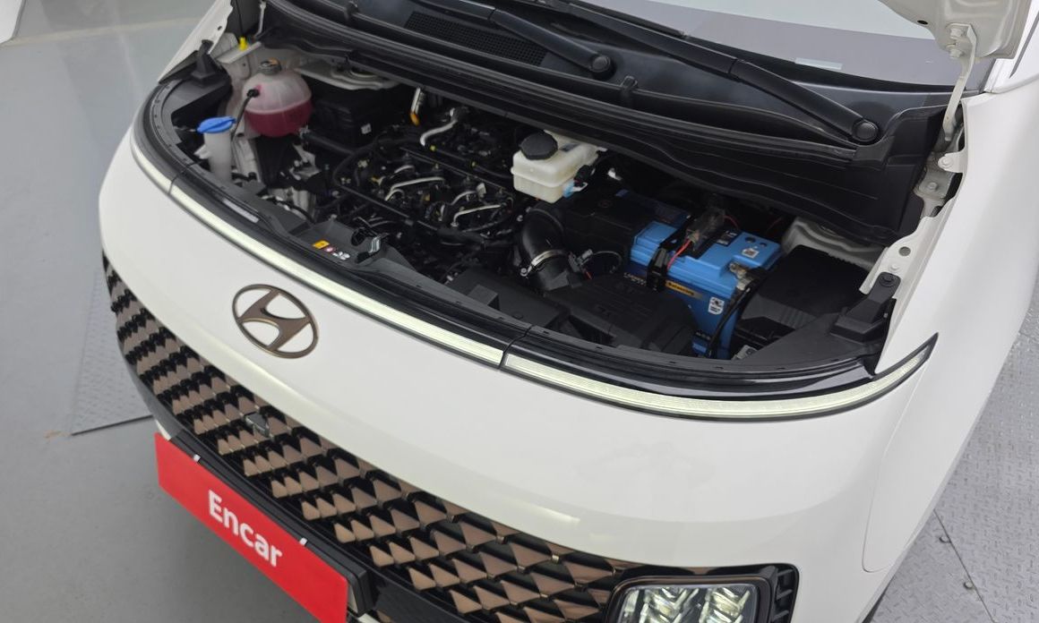Hyundai Staria 2023