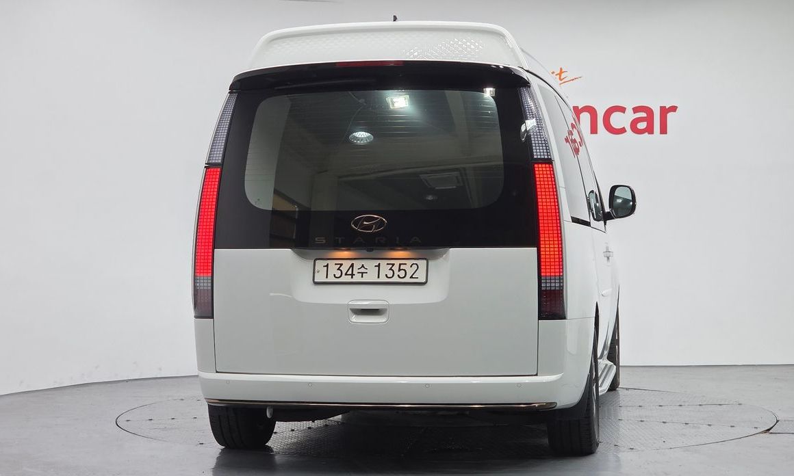 Hyundai Staria 2023