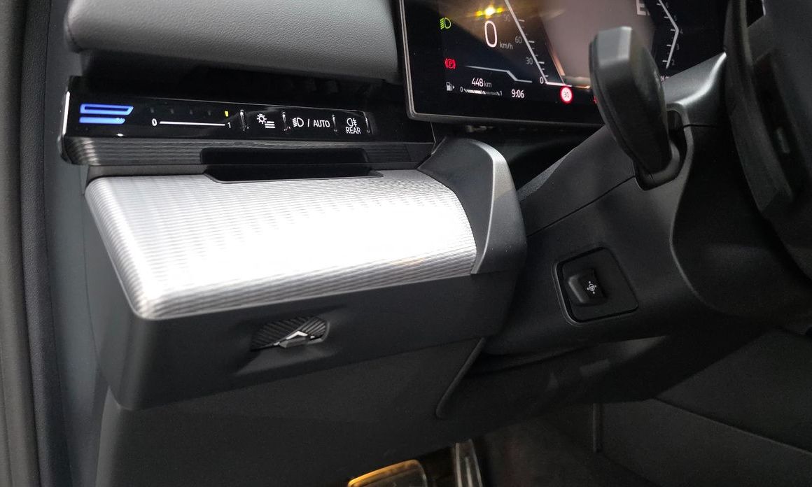 BMW 5-Series 2024