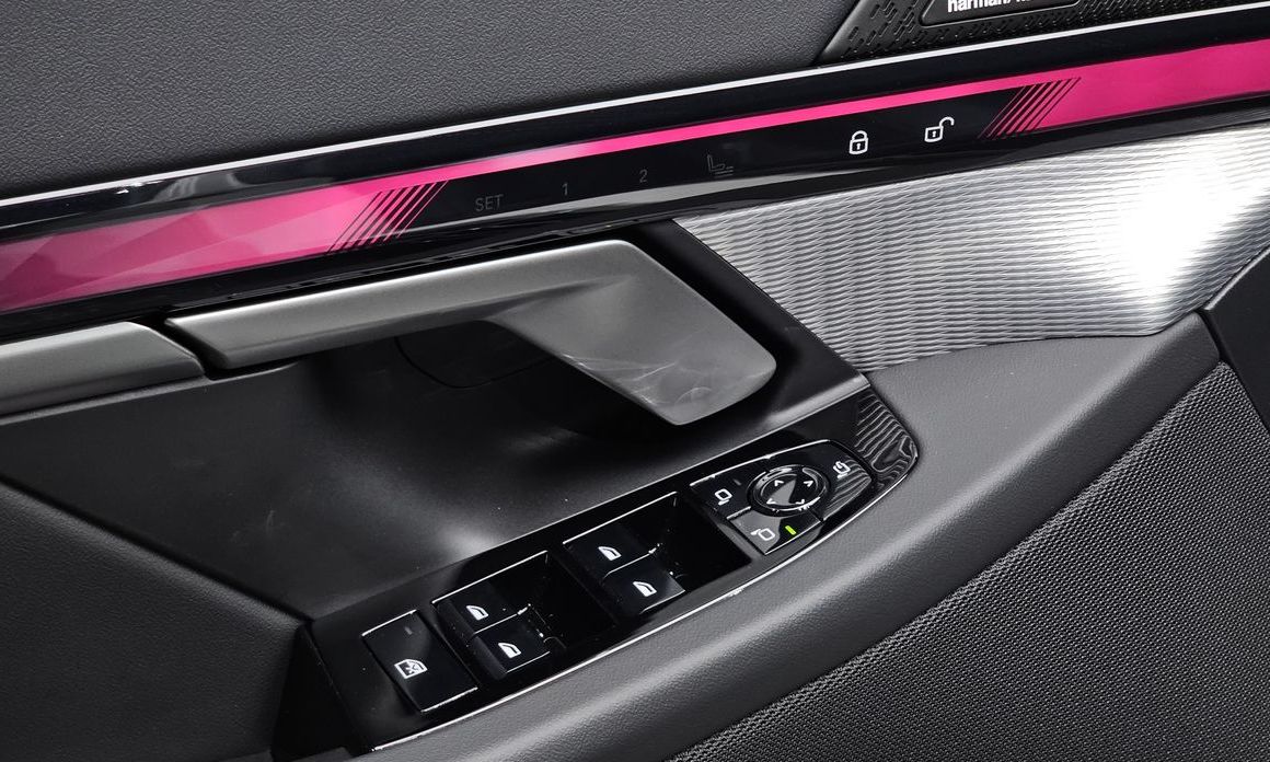 BMW 5-Series 2025