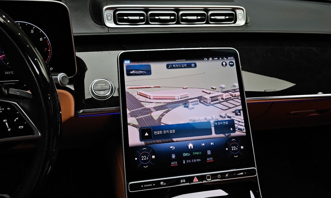 Mercedes-Benz S-Class 2021